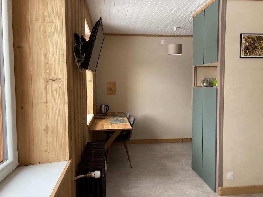 Studio Chaleureux Au Depart Des Sentiers Et Pistes De Ski Lajoux Bagian luar foto